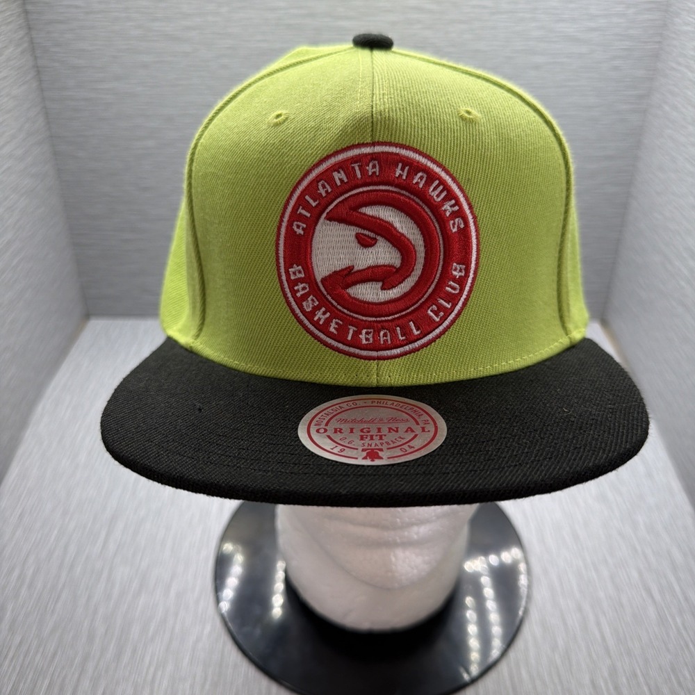 Atlanta Hawks Mitchell & Ness Snapback Hat Neon Green Black NBA Basketball Cap